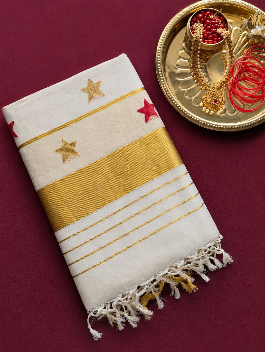Pure Handloom Red & Gold Star Motifs Saree